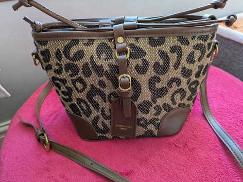 Cahres heka brown leopard - &,
