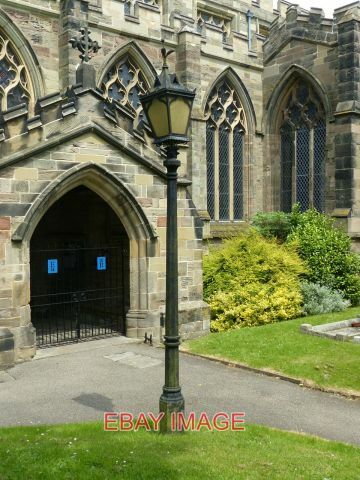 Photo lamp post outside - lamp-post,