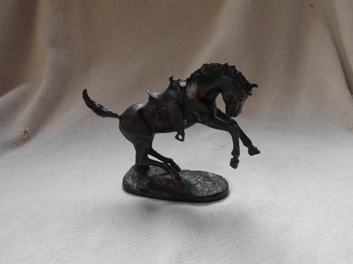 Franklin mint horse figurine - franklin,