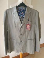 BNWT  Size 40 R Simon Carter