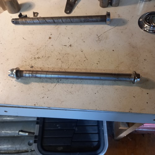 Honda cb550 rear - cb550, axle