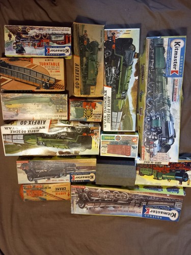 Boxes 1960s airfix kitmaster - boxes,