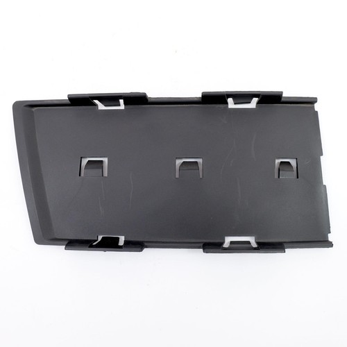 Front bumper fog light grille - light,