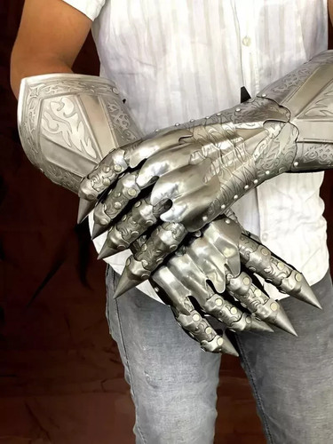 Knight metal gauntlets - knight,