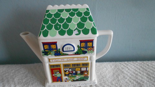 Wade pottery fish chip - pottery,