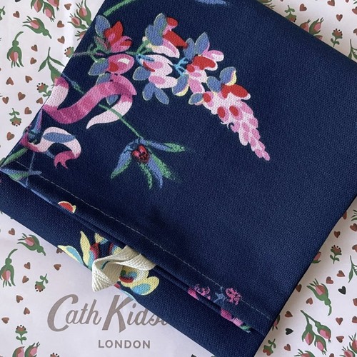 Cath kidston navy roses tea - navy,