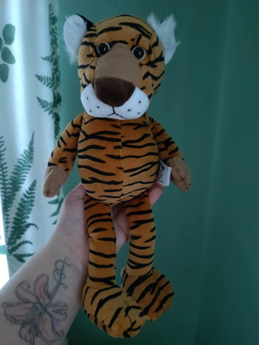 Vintage 90s russ tiger cuddly - tiger,