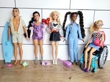 BARBIE bundle 16 - Disney Mickey, Extra Sally Ride, Ken surf, Deluxe, wheelchair