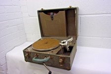 1920' s  Hand Crank Portable