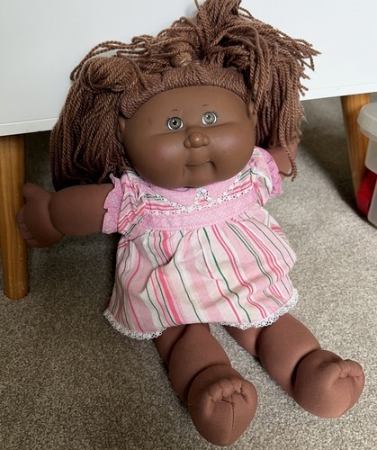 Cabbage patch doll brown - brown, hair