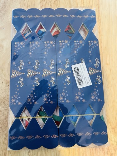 Traditional christmas crackers - christmas,