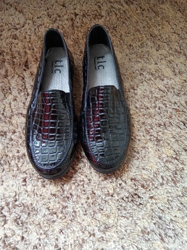 Tlc slip on - tlc, jd
