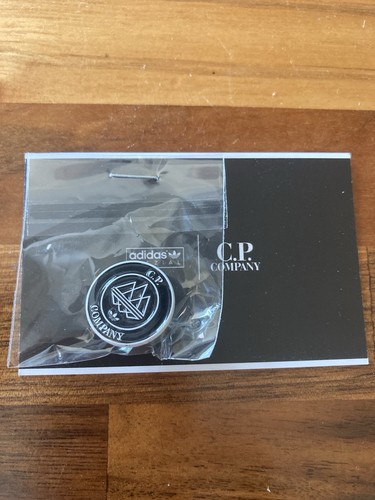 Football casuals ultras pin - football,