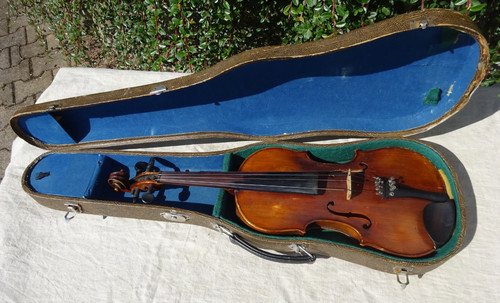 Vintage violin - vintage, approx