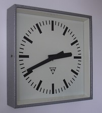 PRAGOTRON Vintage Metal