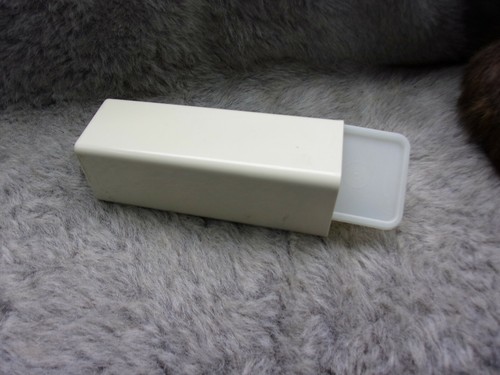 Tupperware cheese cracker - cheese,