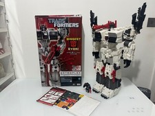 Transformers generations metroplex