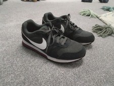 Nike MD Runner 2 Uk 7.5 Womens Trainers Shoes 749869-012 - Used But Immaculate 