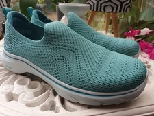 SKECHERS GO WALK HYPER PILLARS