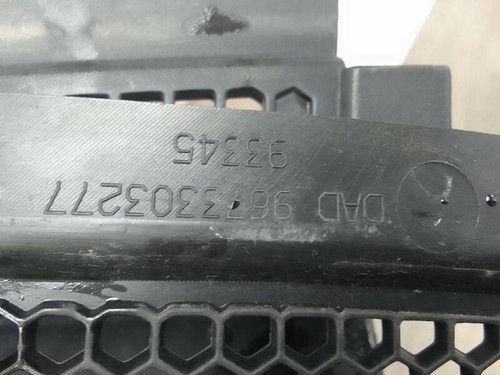 9673303277 molding peugeot 208 - 9673303277,