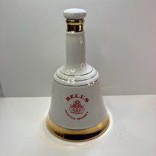 Bell's Scotch Whisky Wade
