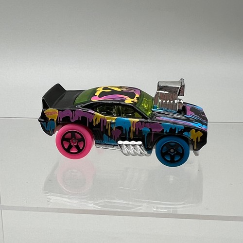 Hot wheels camaro - hot,