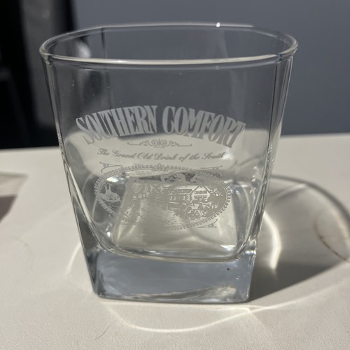 Southern comfort glass pub - -,