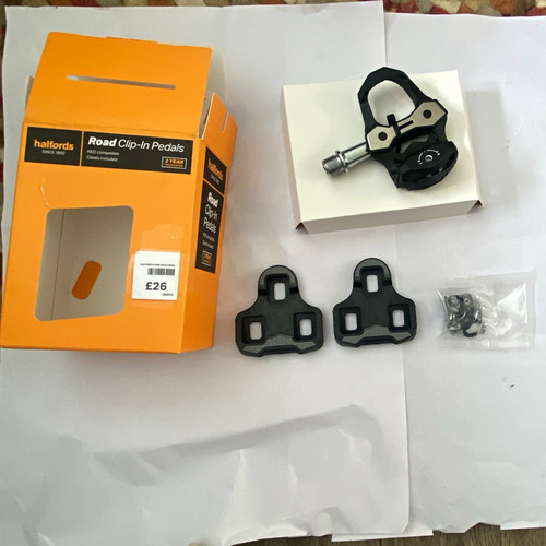 Halfords road clip pedals - road, clip-in