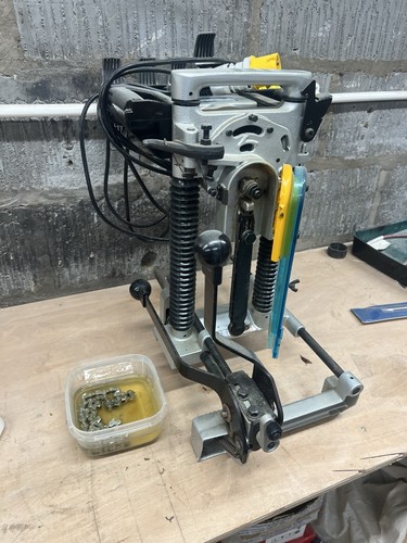 Makita 7104l 110v chain - 110v,