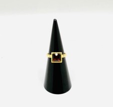 9ct yellow gold garnet - 9ct,