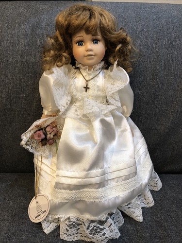 Porcelain doll vanity - doll,