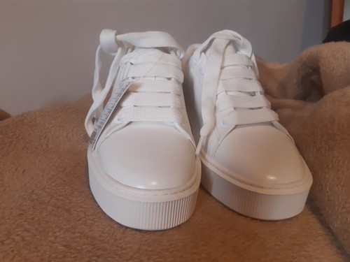And white chunky - h,
