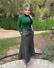 Alyssa Milano 11" x 8.5" inch