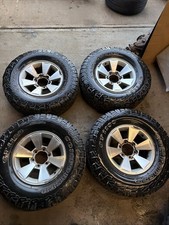 4 MITSUBISHI L200 PAJERO