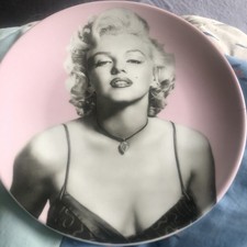  ‘Marilyn Monroe’ Regency Fine Arts Small Wall Plate, Preloved, Lovely Condition