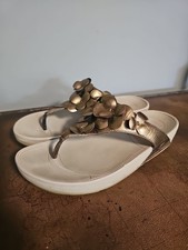 FitFlop Fleur Floral Slip On Leather Platform Thong Sandals Bronze Women's Sz 10