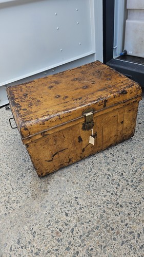 Vintage tin travel trunk - , toy