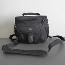 Lowepro Nova 180 AW Shoulder Camera/DSLR Shoulder Bag - Black - Weather Cover