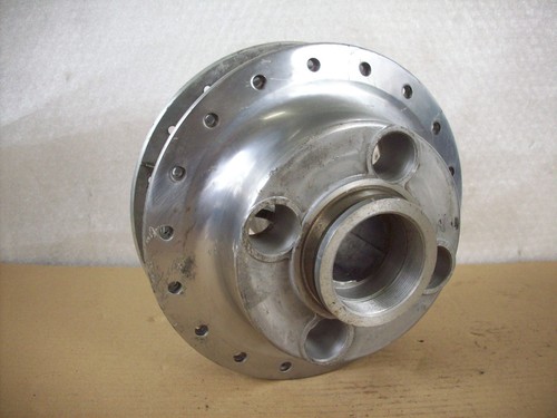 New wheel hub - hub, rear