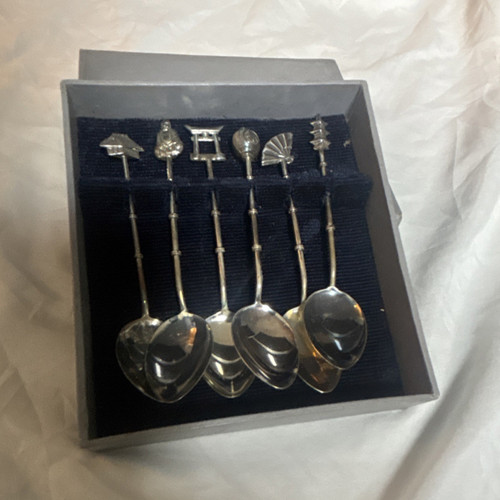 Boxed set silver tone - set,