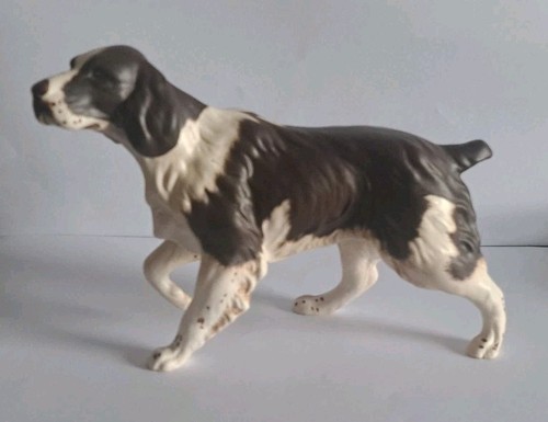 Beswick dog figure springer - dog,