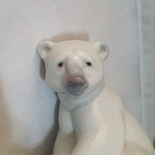 VTG Lladro "Seated Polar Bear