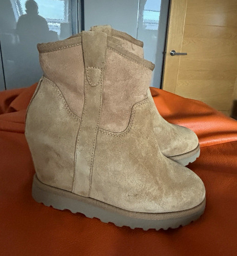 Ash beige suede - ,