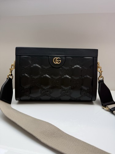 Gucci emblem shoulder - gucci,