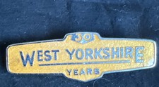 WEST YORKSHIRE VINTAGE ENAMEL BUS COACH 30 YEARS LONG SERVICE DRIVER CAP BADGE