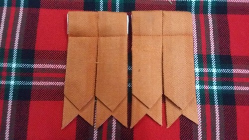 Men kilt sock flashes - c,