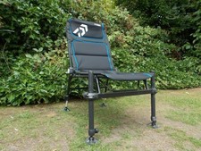 Daiwa N'Zon Feeder fishing chair FISHING SET UP
