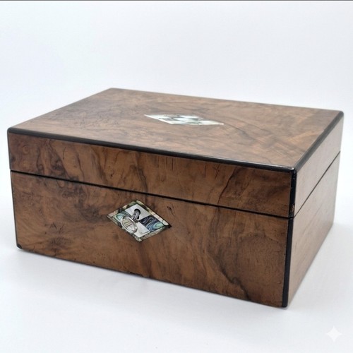 Victorian walnut jewellery box - walnut,