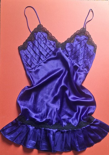 Vintage 90s victoria - vintage,