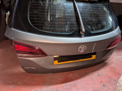 Vauxhall astra complete rear - k,